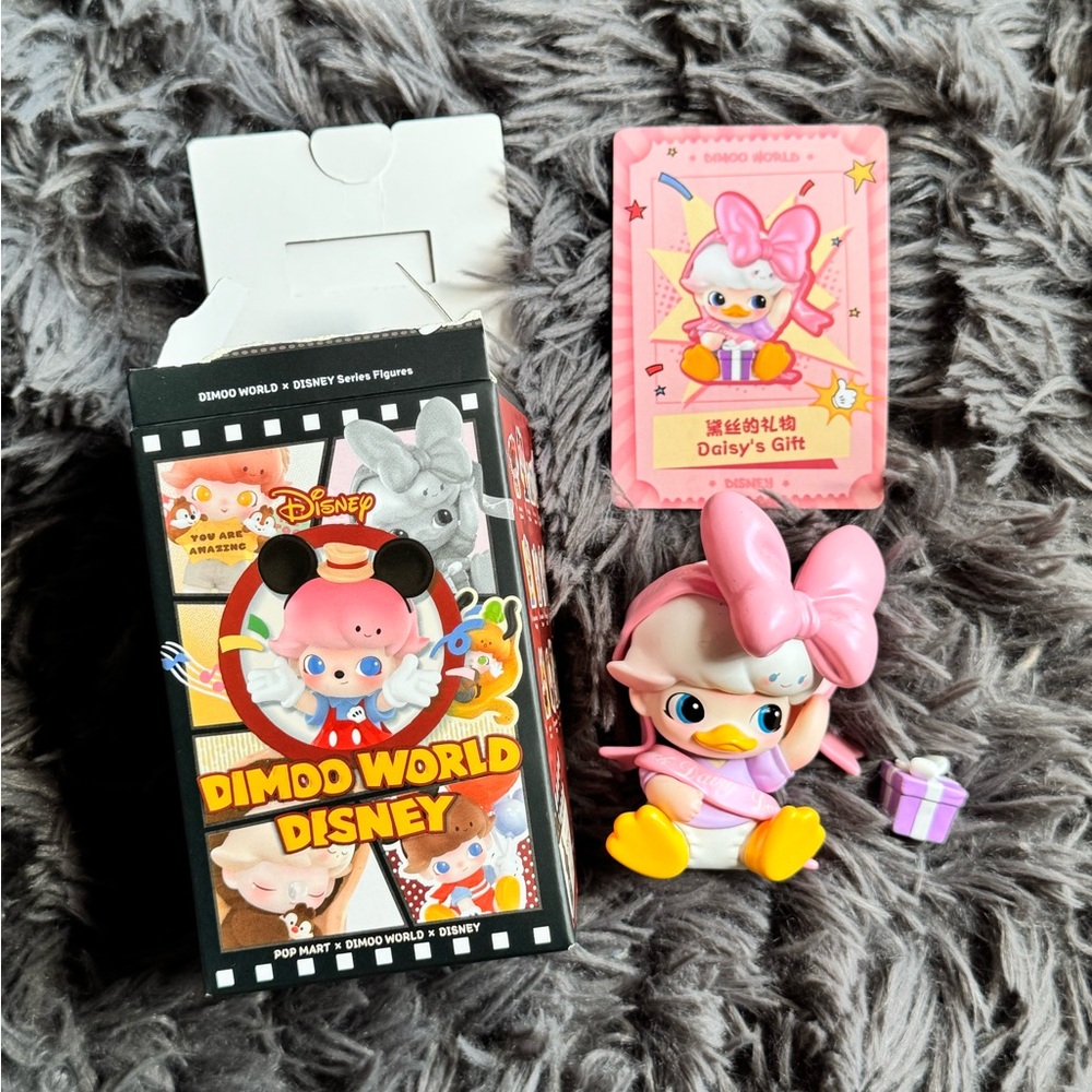 Disney Dimod World Daisy’s gift